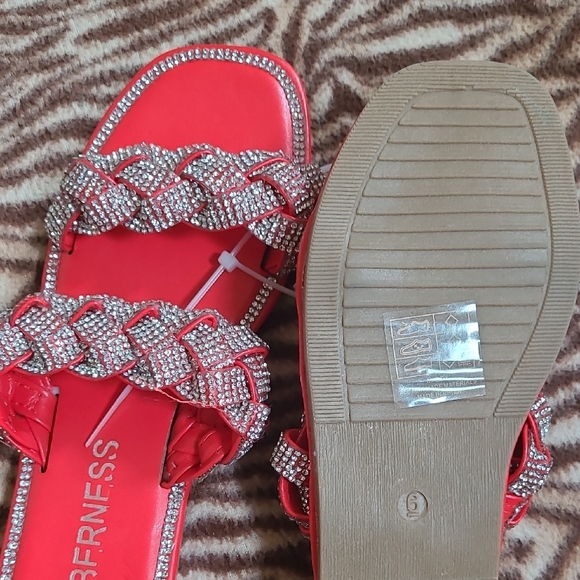Red Rhinestone Women's Sandals Size 6 - Picture 6 of 8